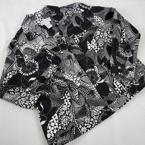 Draper's & Damon's Women's Petite Medium Black and White Jacket Floral Stretch